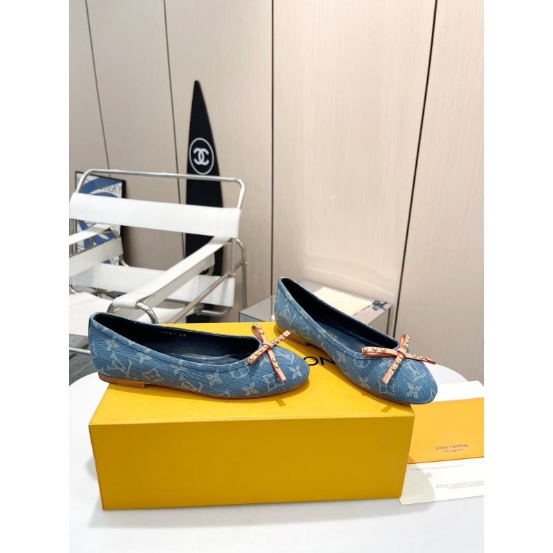 LV flat shoes